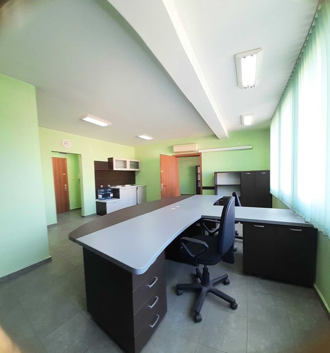 Дава се под наем Офис в Търговище, Център - 40 кв.м за 153 € - Снимка #3