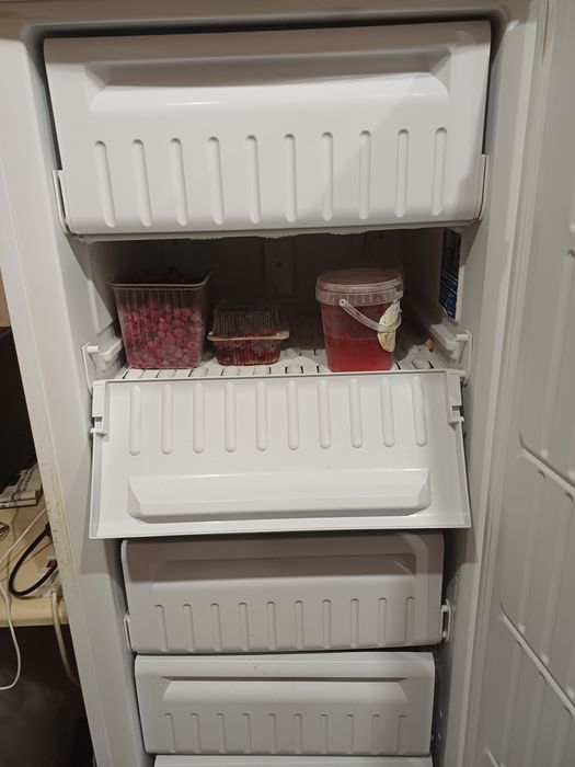 Морозильник Indesit бу