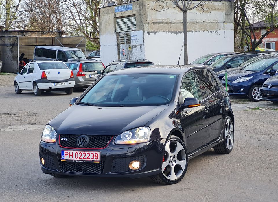 VW Golf GTI ~ Automată DSG ~ 2.0 Benzină - 200 CP ~ Navi , Piele , Klimă , Jante R18 ~ Import Germania ~ IMPECABILĂ
