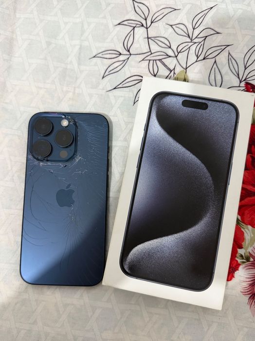 iPhone 15 pro 256 гб