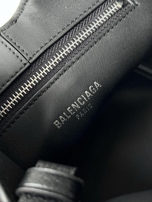 Geanta Balenciaga