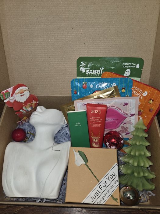 Новогодние подарки боксы