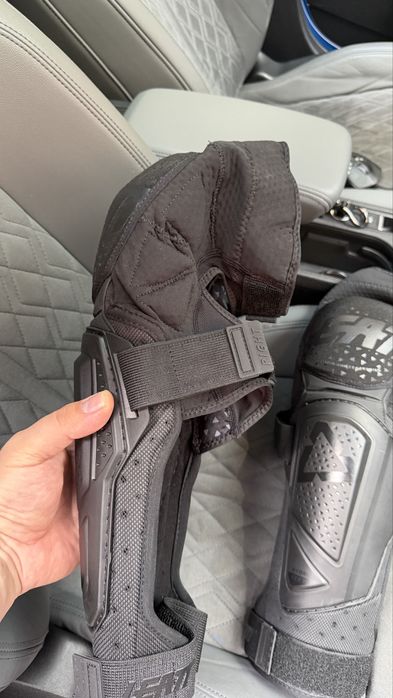 Protectii genunchi moto Leatt 3DF Hybrid EXT L/XL