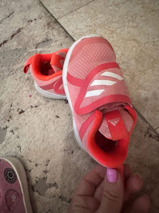 23 номер за момиченце 10 евро