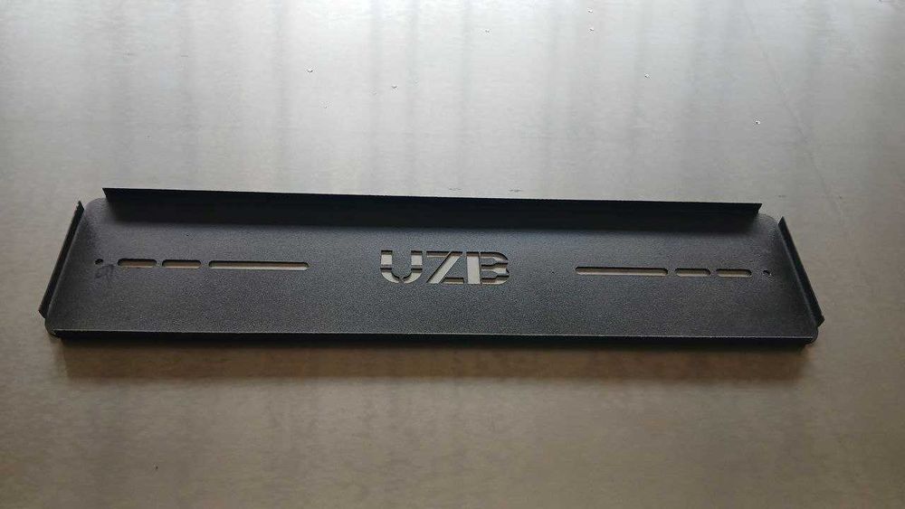 рамка под автомобильный номер