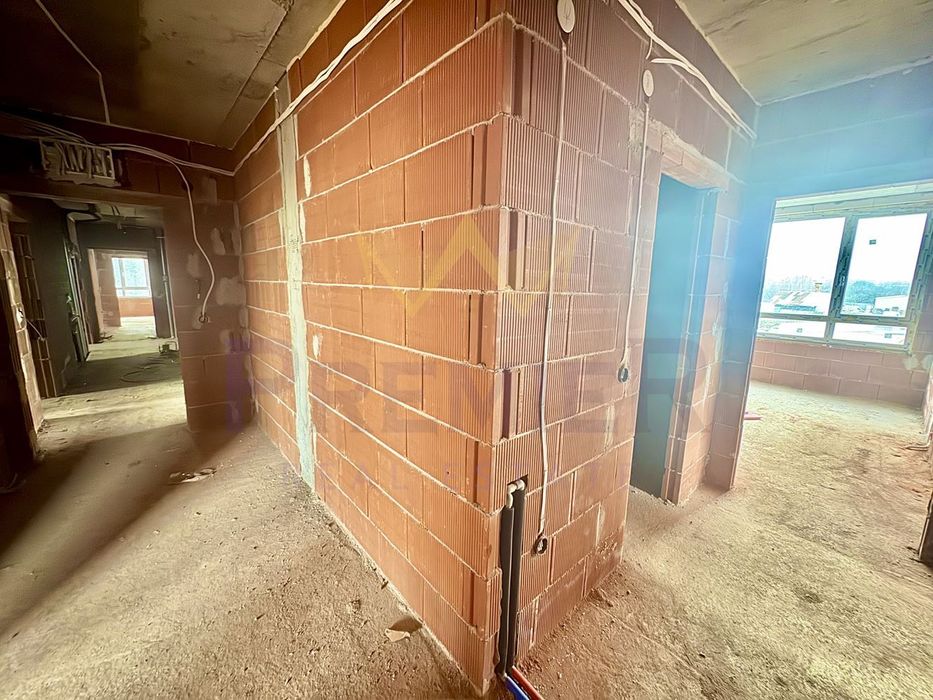 Продава се Тристаен апартамент в София, Овча купел 2 - 101 кв.м за 1111 €/кв.м - Снимка #1