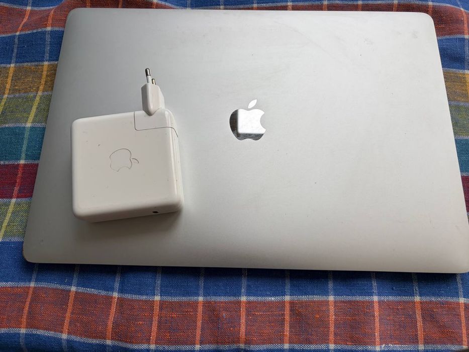macbook pro a1707