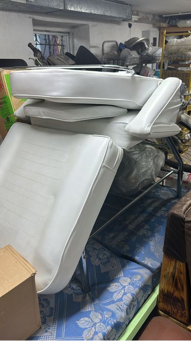 Продаю кушетку для косметолога