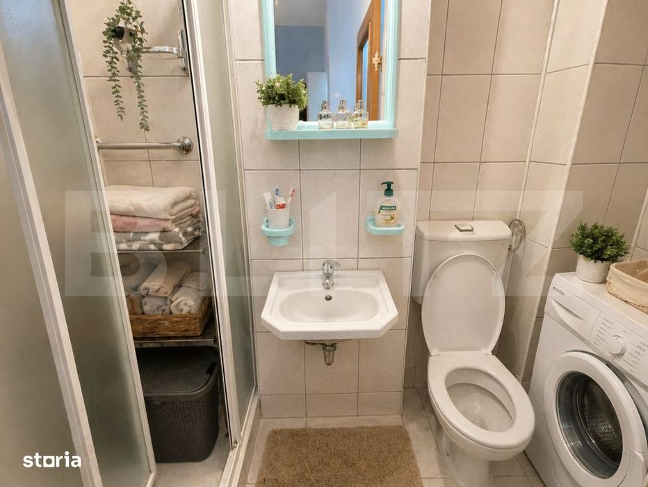 Apartament 4 camere, decomandat, etaj intermediar, Baciu