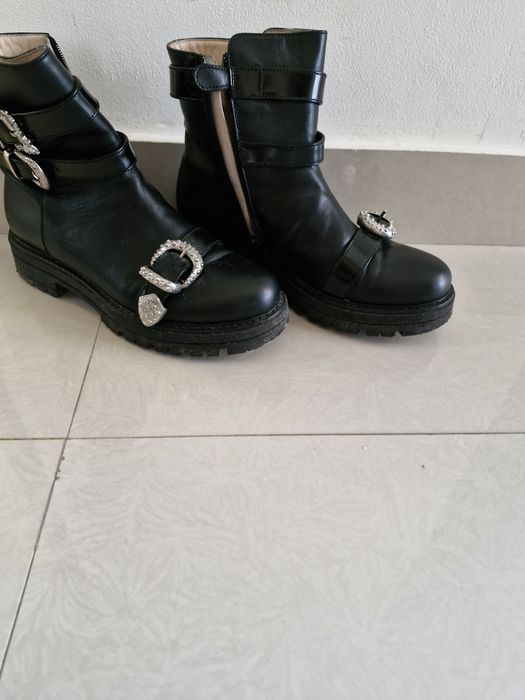 Боти Cesare Paciotti