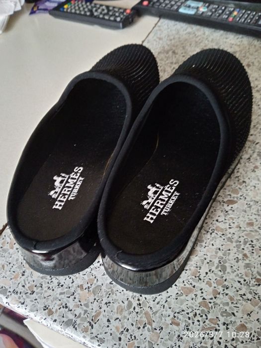 Шлёпанцы женские 37размер