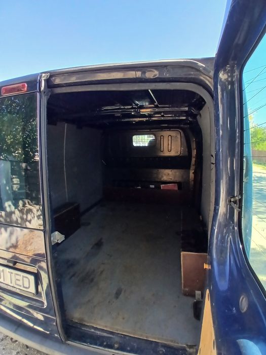 Vând Ford transit