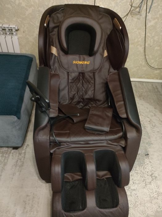 Продам массажное кресло