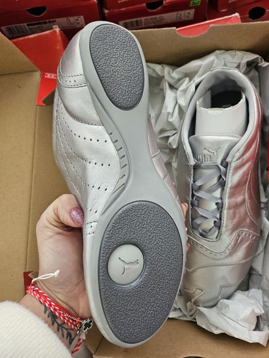 Дамски нови спортни обувки на Puma, размер 38.5 стелка 24.5