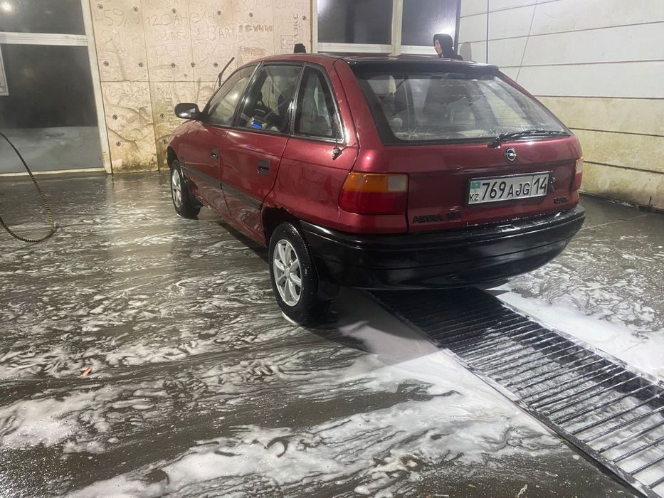 Продам Opel Astra 1991г