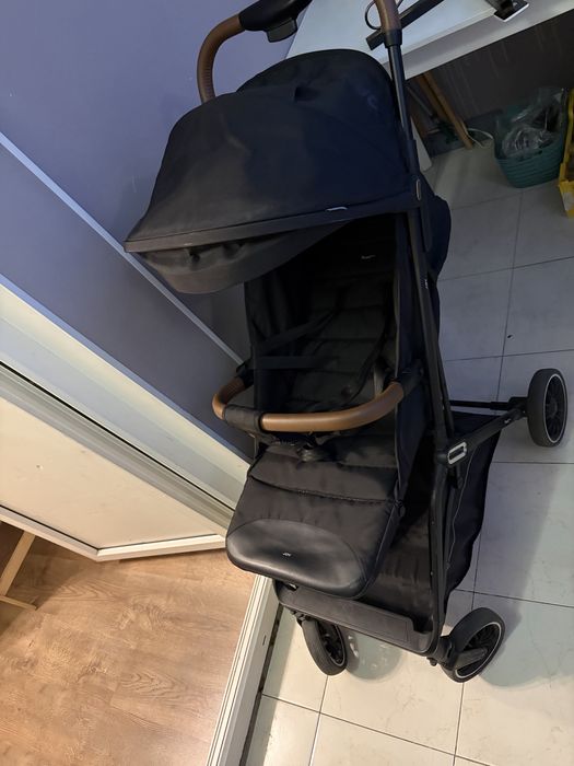 Продам коляску до 3 лет