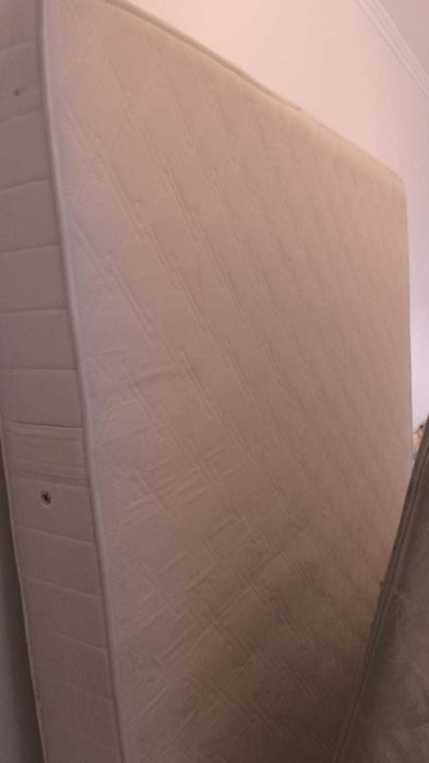 Продам матрас  большой