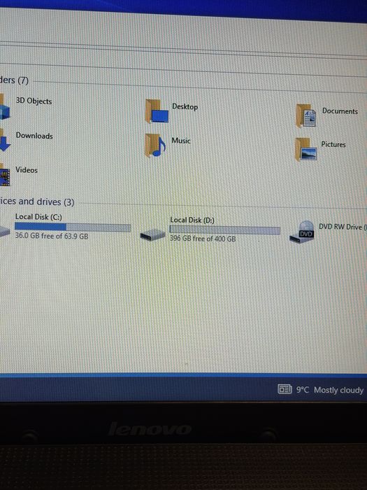 Leptop lenovo G560