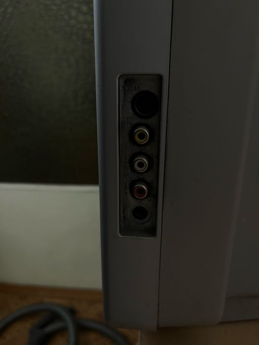 Аналоговый телевизор Philips