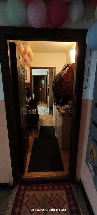 Vând apartament cu 2 camere