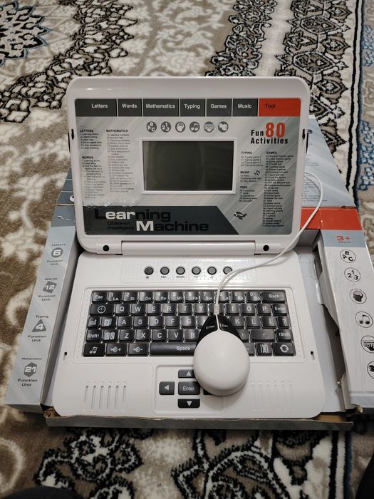 Ёш болалар учун  ноутбук  сотилади.