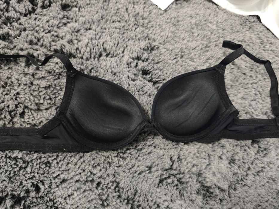 Сутиени Tezenis.