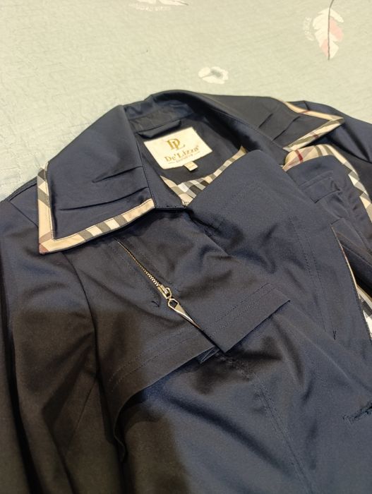 Плащ De'lizza с принтом  Burberry  44 размер