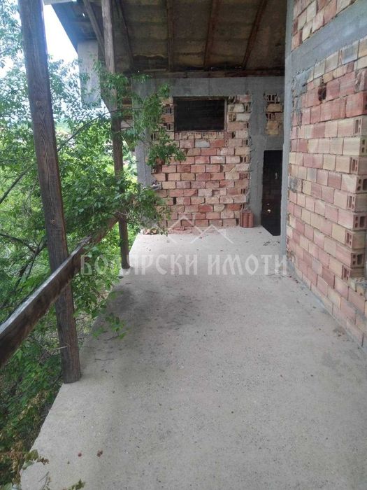 Двуетажна къща в гр. Килифарево