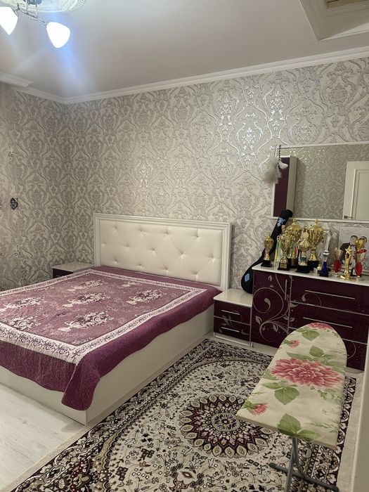 Спальный гарнитур