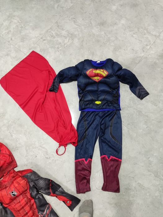 Костюм супермена