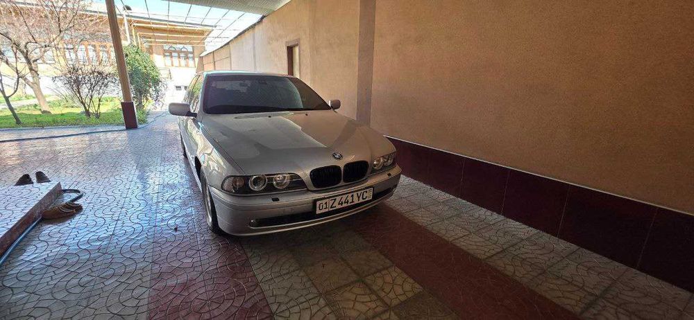BMW E39 528i ideal