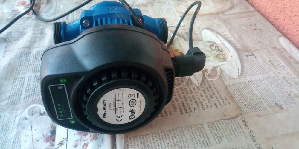 Vând Pompă Recirculare