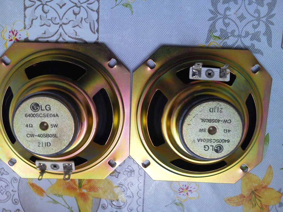 Difuzoare,Boxe PC, Subwoofer ,Boxa M Khastan Casti  rezistemte la Apa.