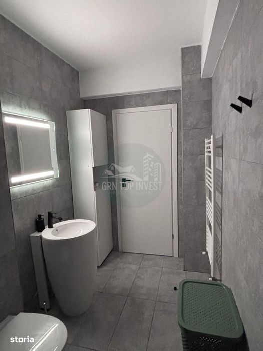 Apartament decomandat 2 camere cu balcon zona Mihai Viteazul