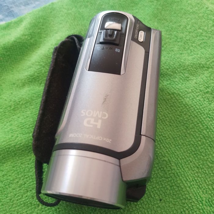 Canon Legria HF R 106