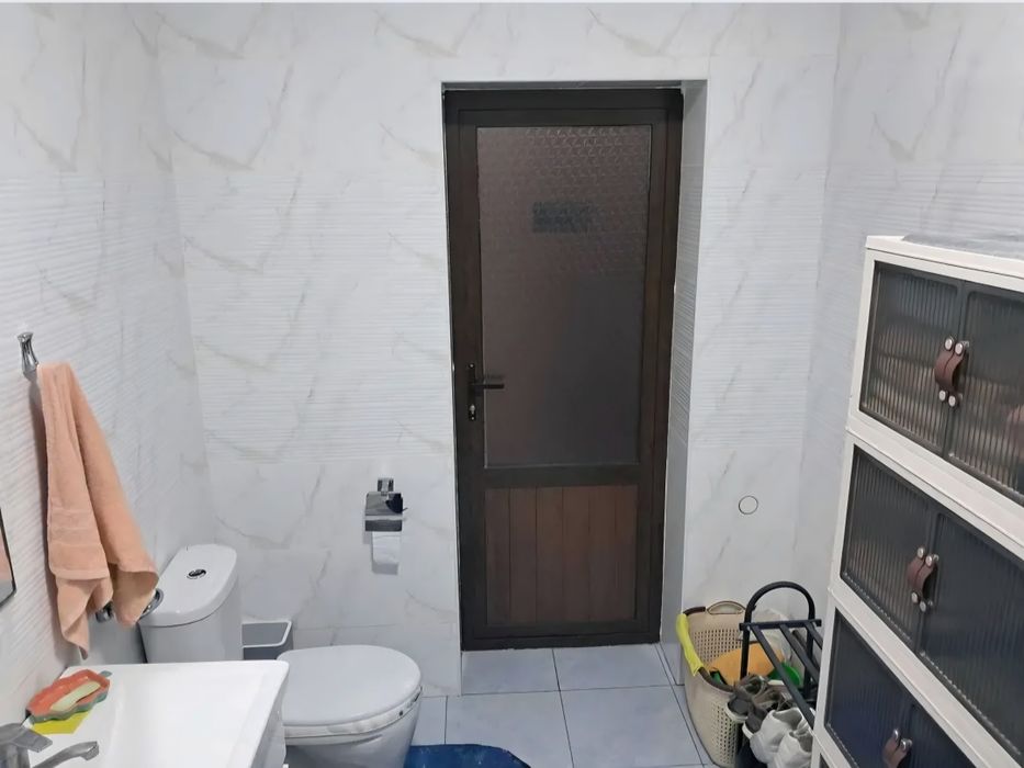 2 sotixli uy sotiladi srochna