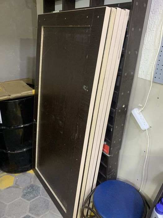 Продаются 10 столов