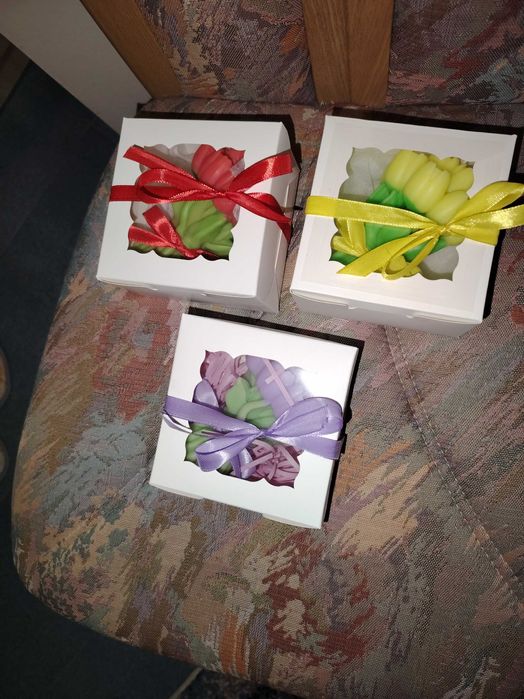 Лаленца от сояе восък