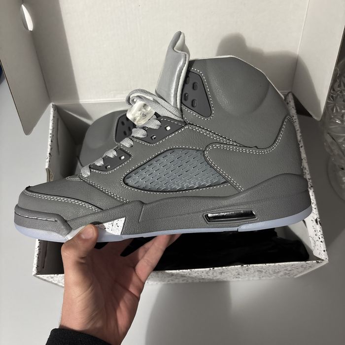 Air Jordan 5 Retro 41;44