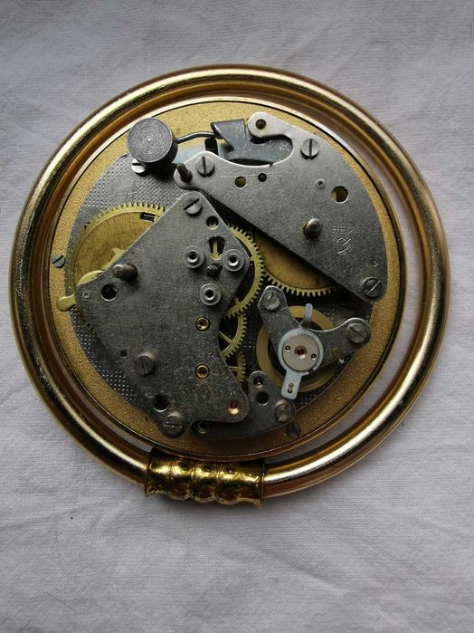 Ceas de masa Slava,mecanic cu alarma-11 jewels, Made in USSR
