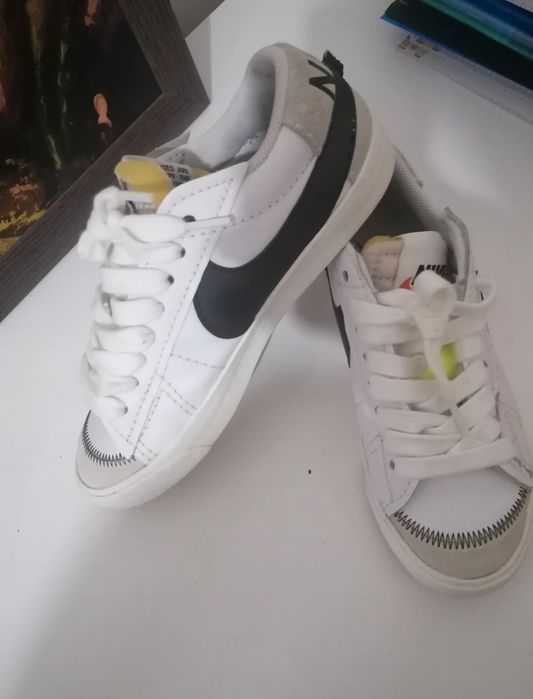 Adidasi Nike blazer low 77