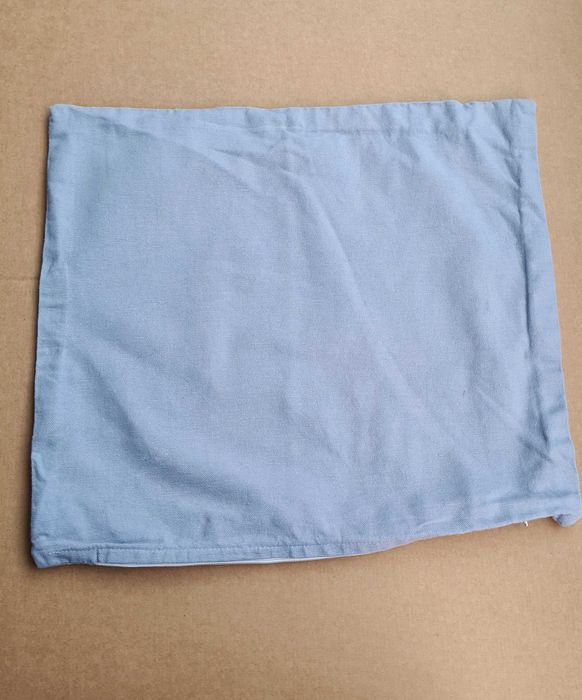 Различни калъфи за възглавници сини