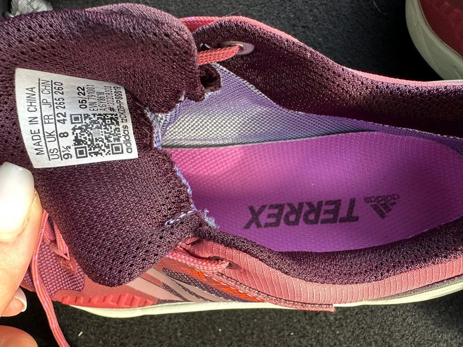 Încălțăminte sport tracking