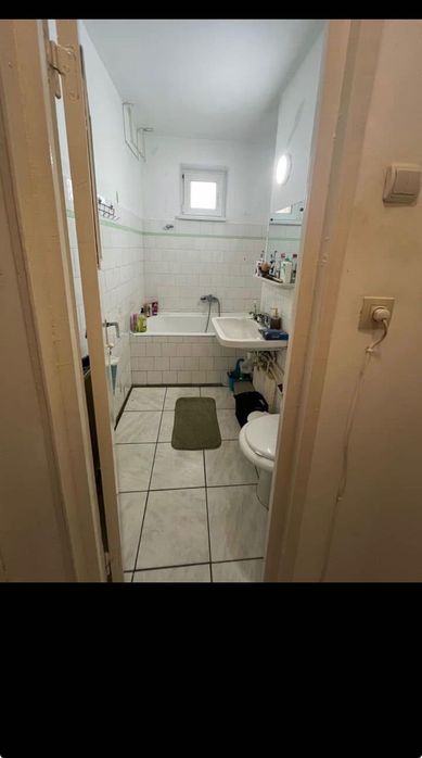 Închiriez apartament 2 camere