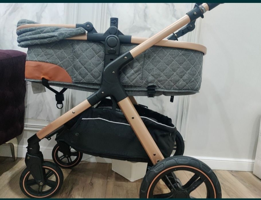 Коляска трансформер не была на улице