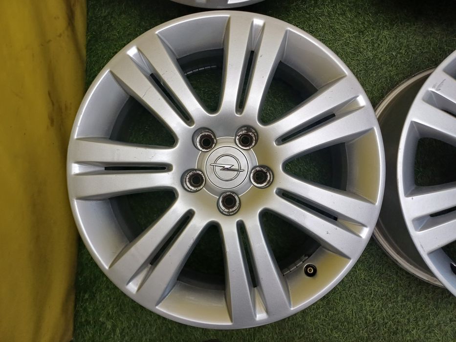 Диски R17 5x110 на Opel и другие.