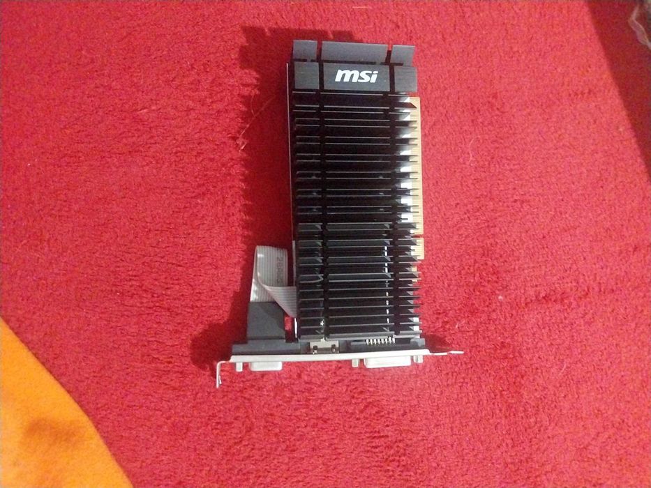 Placă video MSI GeForce GT 730 – foarte bine întreținută