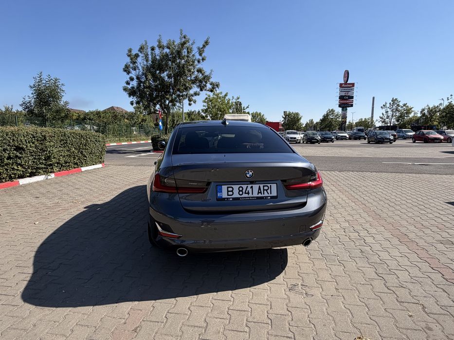 BMW Seria 3 2022 — imagine 5