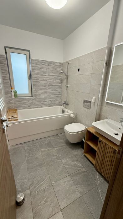 Apartament modern cu 3 camere de închiriat – Decebal Residence | 83 mp | Parcare inclusă | Direct proprietar