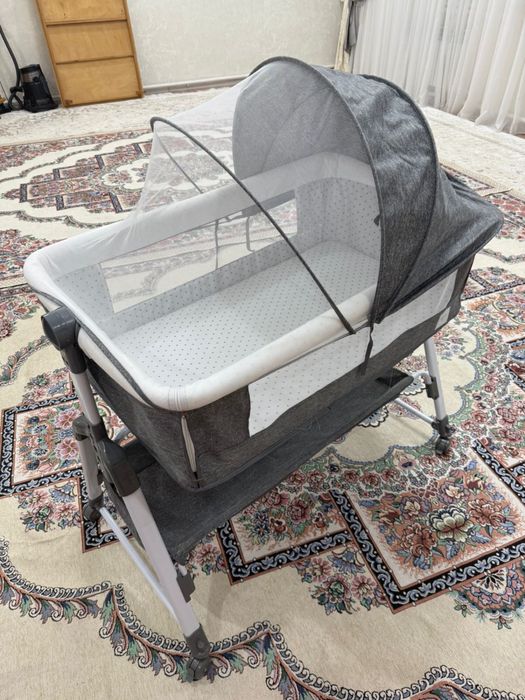 Манеж коляска в хорошем состоянии